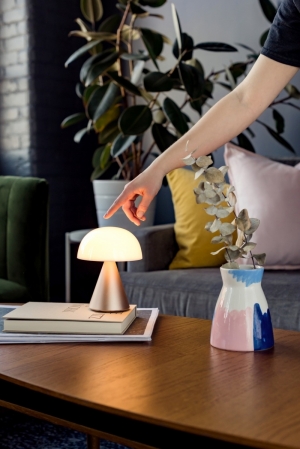 MINA OPLAADBAAR LEDLAMP LARGE ALU POLI