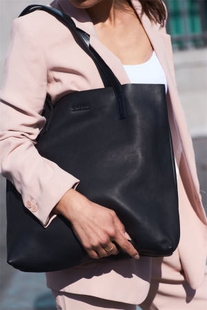 GEORGIA - SOFT GRAIN LEATHER BLACK