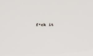 ONTBIJTBORD F*CK IT 