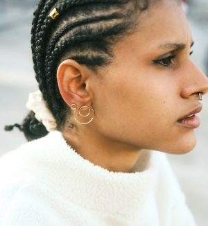MINI CIRCLE EARRINGS GOUD
