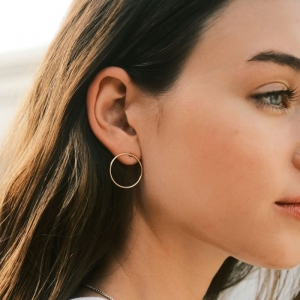 LARGE CIRCLE EARRINGS GOUD