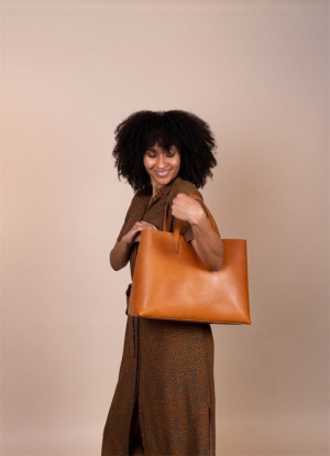 SAM SHOPPER - COGNAC CLASSIC LEATHER COGNAC