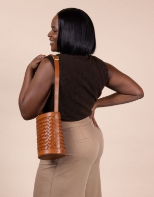 ZOLA - COGNAC - CLASSIC WOVEN LEATHER COGNAC