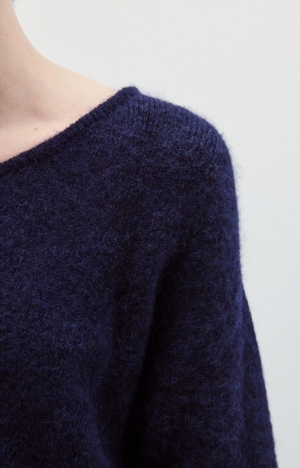 EAST NAVY/CHINE