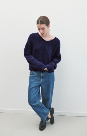 EAST NAVY/CHINE