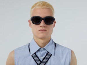 MILES CARBON 