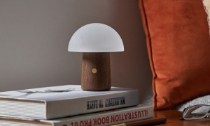 ALICE MUSHROOM LAMP - MINI WALNUT 