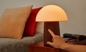 ALICE MUSHROOM LAMP - LARGE WALNUT 