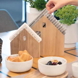 NAPKIN HOUSE SMALL  
