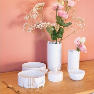 PORCELAIN TALES BOWL 