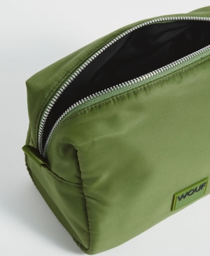 DUBLIN - TOILETRY BAG GREEN
