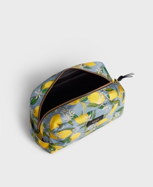 CAPRI - LARGE TOILETRY BAG 