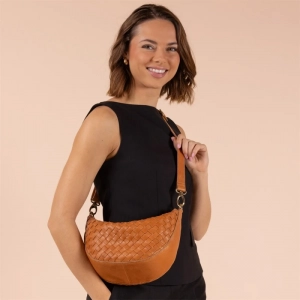 LEO - WILD OAK WOVEN SOFT GRAIN LEATHER COGNAC