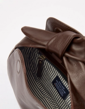COCO CROISSANT - CHOCOLATE SOFT GRAIN LEATHER CHOCOLATE