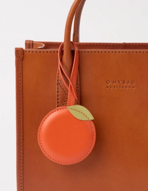 ORANGE BAG CHARM - TANGERINE CLASSIC LEATHER ORANJE