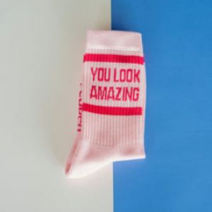 WIEME - YOU LOOK AMAZING PINK