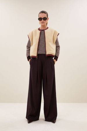 GIO SLEEVLESS JACKET WINE