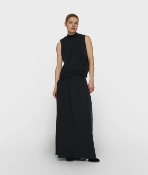 SMOCKED TOP DARK CHARCOAL