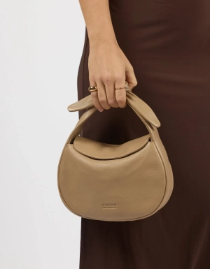 COCO CROISSANT - SAND SOFT GRAIN LEATHER SAND