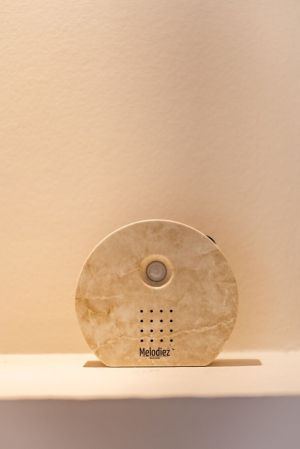 NATUURGELUIDENBOX - NATUURSTEEN WIT